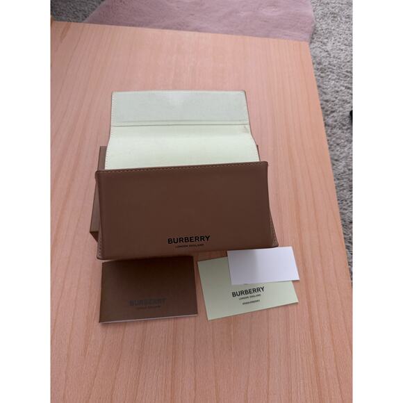 Authentic Burberry Square Black Sunglasses main image 4